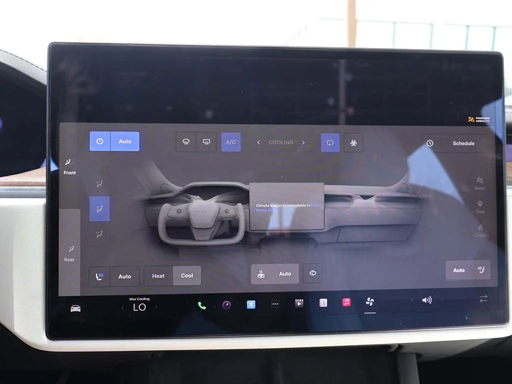 Used 2023 White Tesla Standard Range image 45