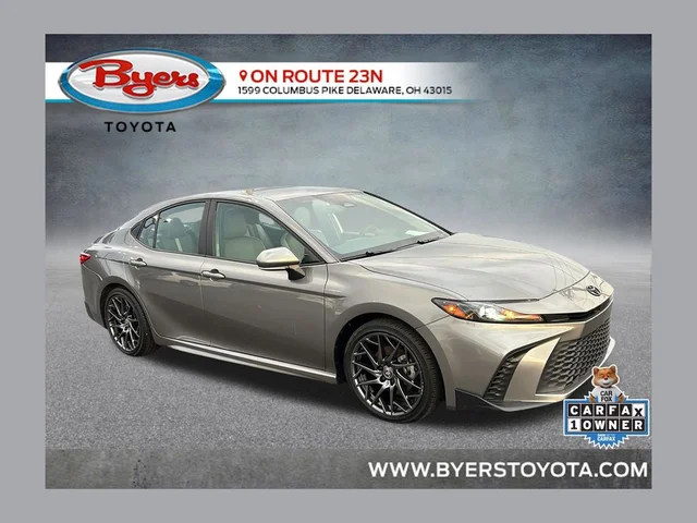 2025 Toyota Camry SE