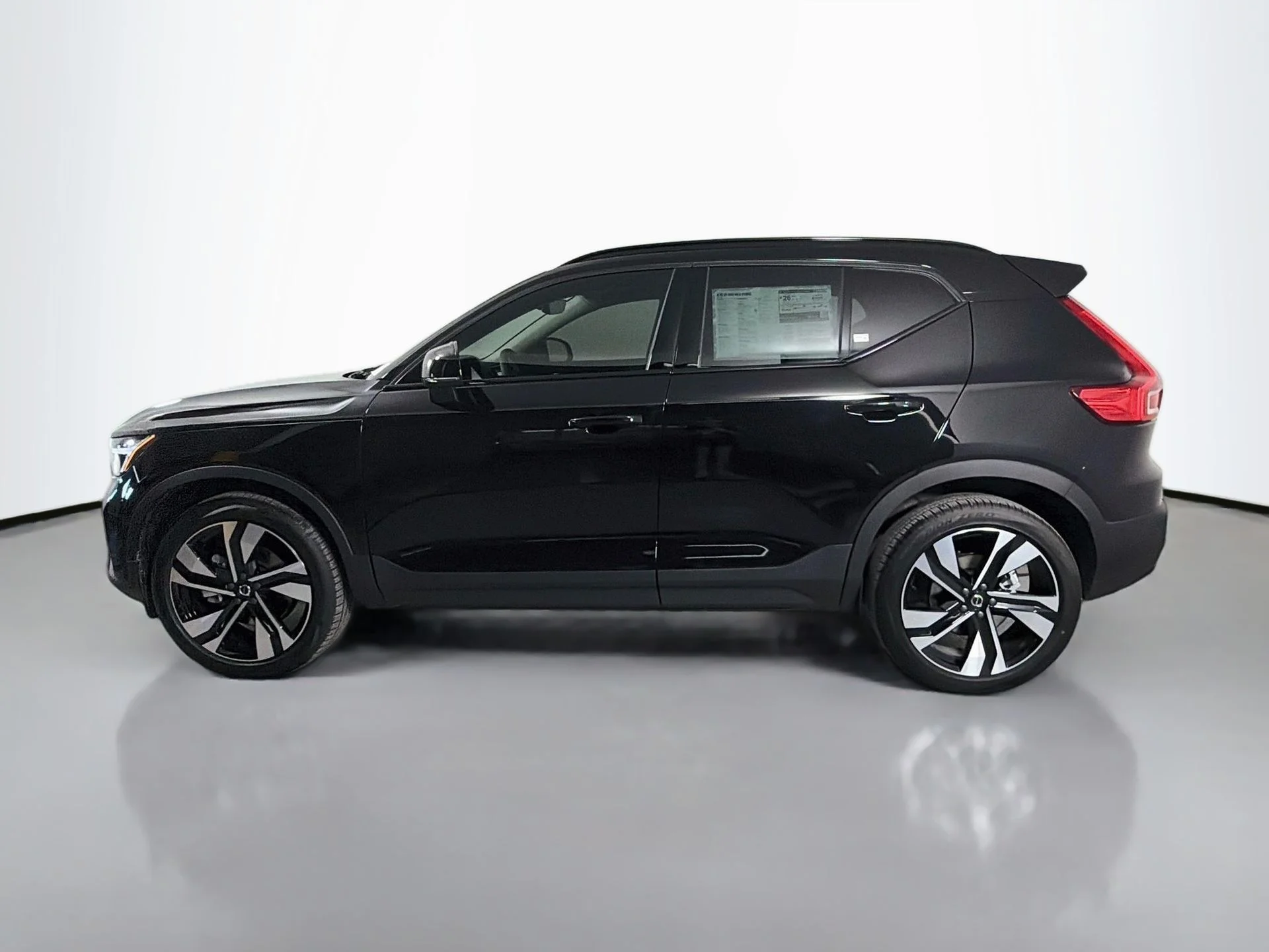 New 2026 Onyx Black Volvo Plus image 8
