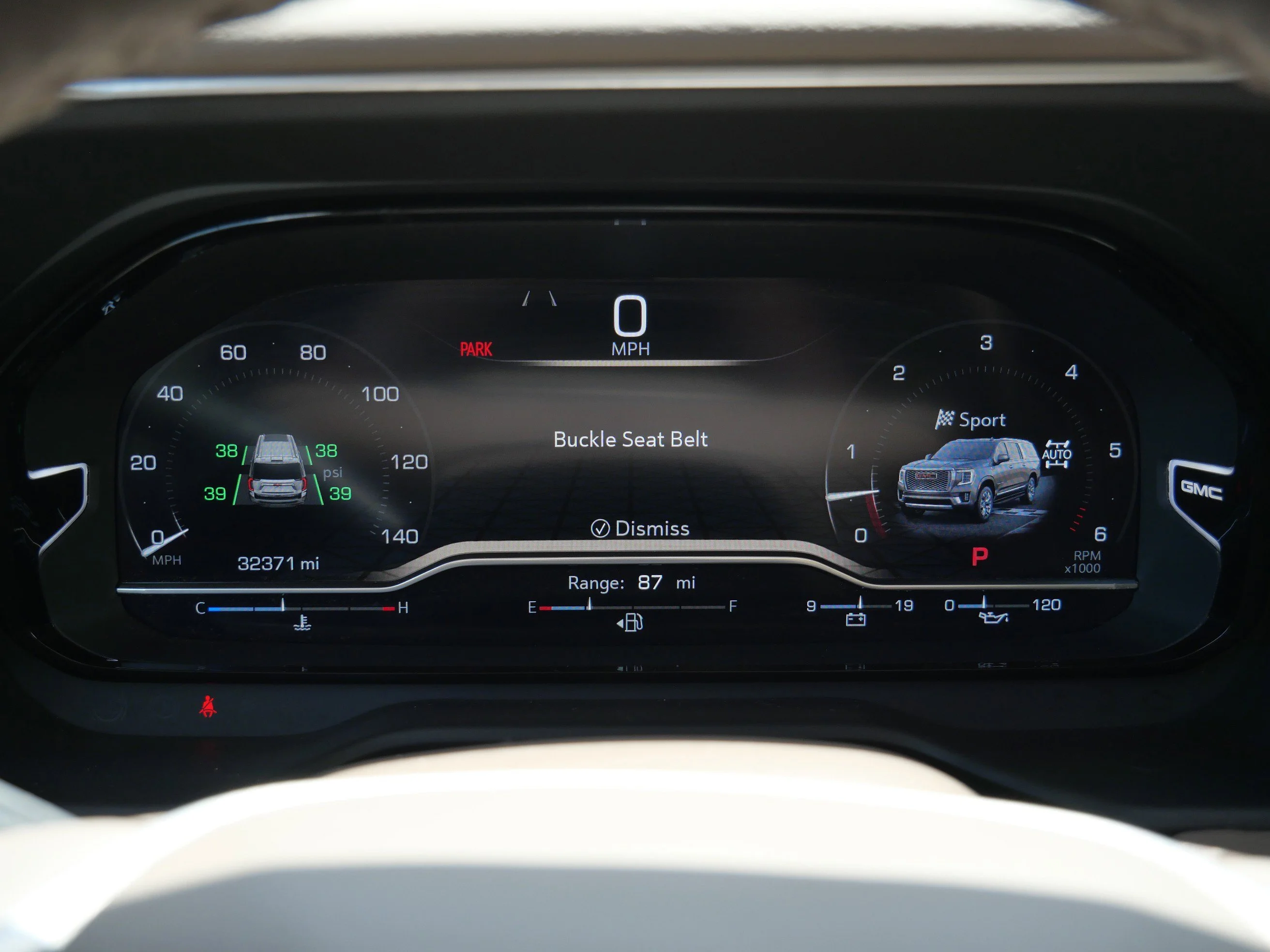 2024 GMC Yukon XL Denali - Photo 22