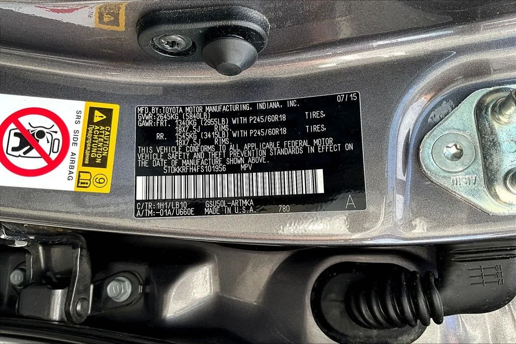 Used 2015 Predawn Gray Mica Toyota XLE V6 image 21