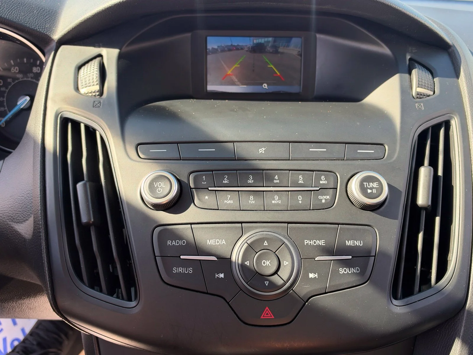 Used 2018 Silver Ford SE image 18