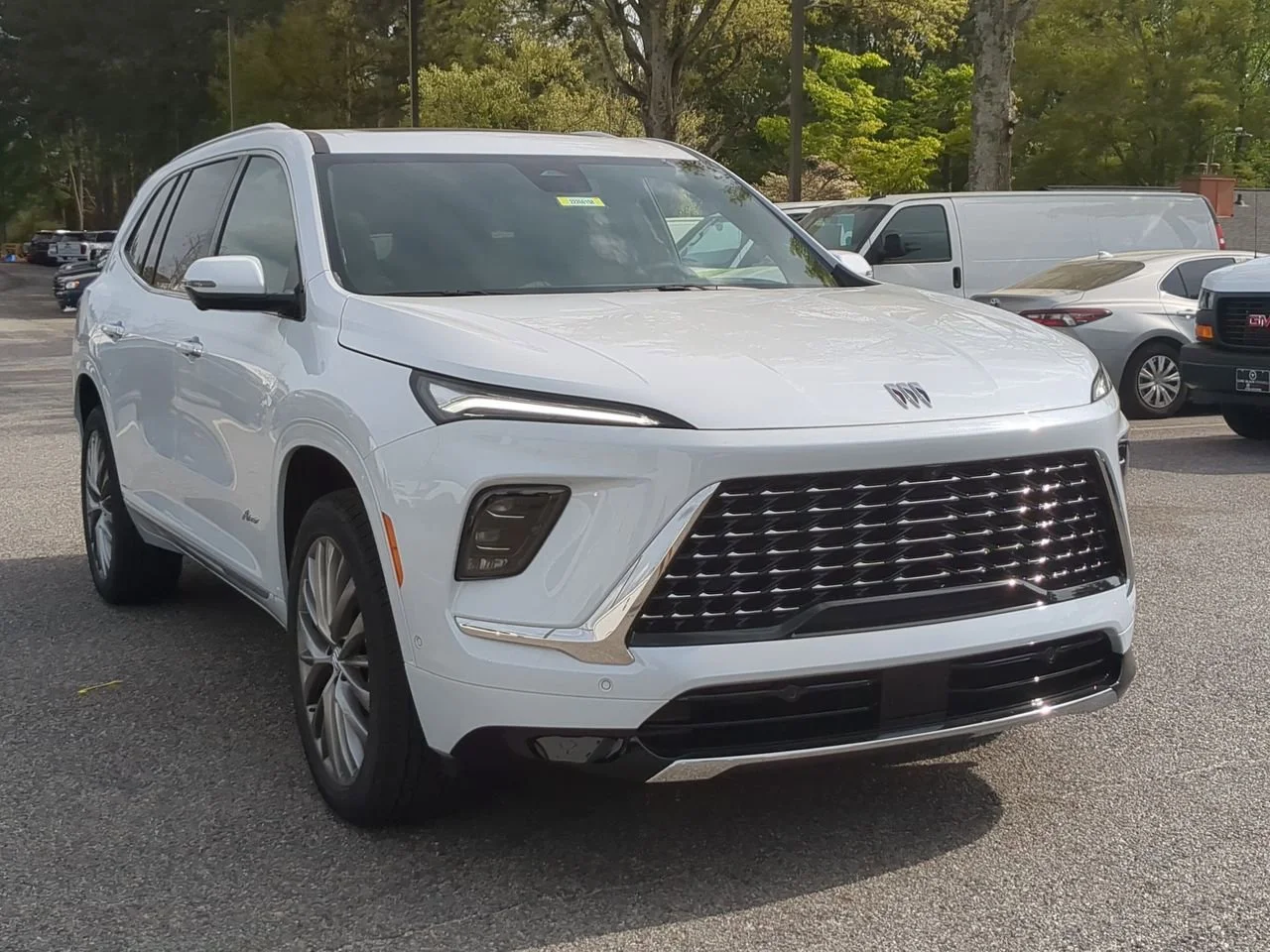 New 2026 Iridescent White Tricoat Buick Avenir image 2