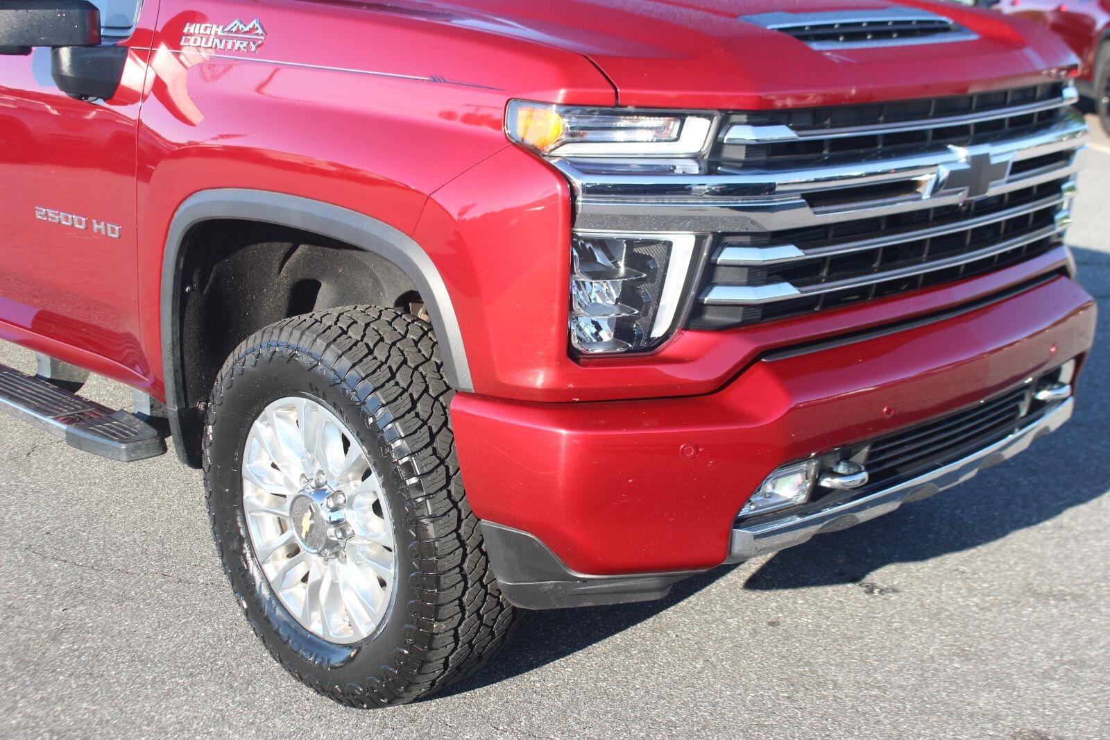 Used 2022 CHERRY RED TINTCOAT Chevrolet High Country image 9