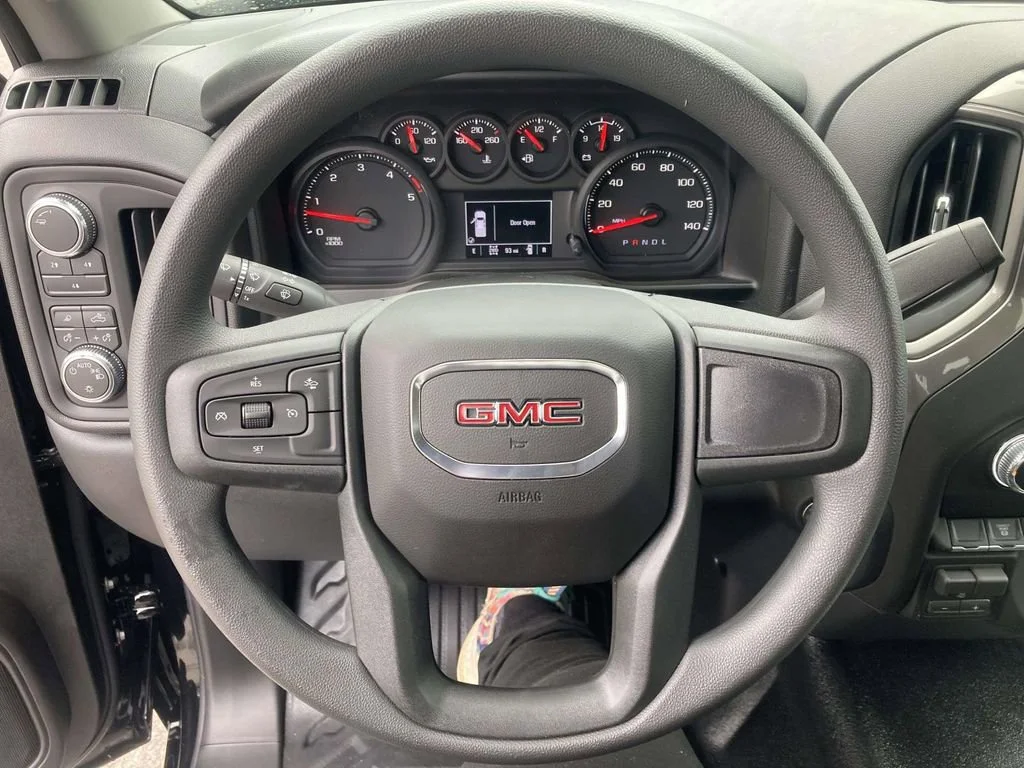 New 2026 Onyx Black GMC Pro image 26