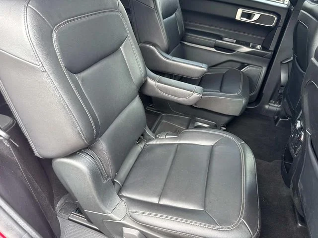 Used 2020 Red Ford XLT image 24