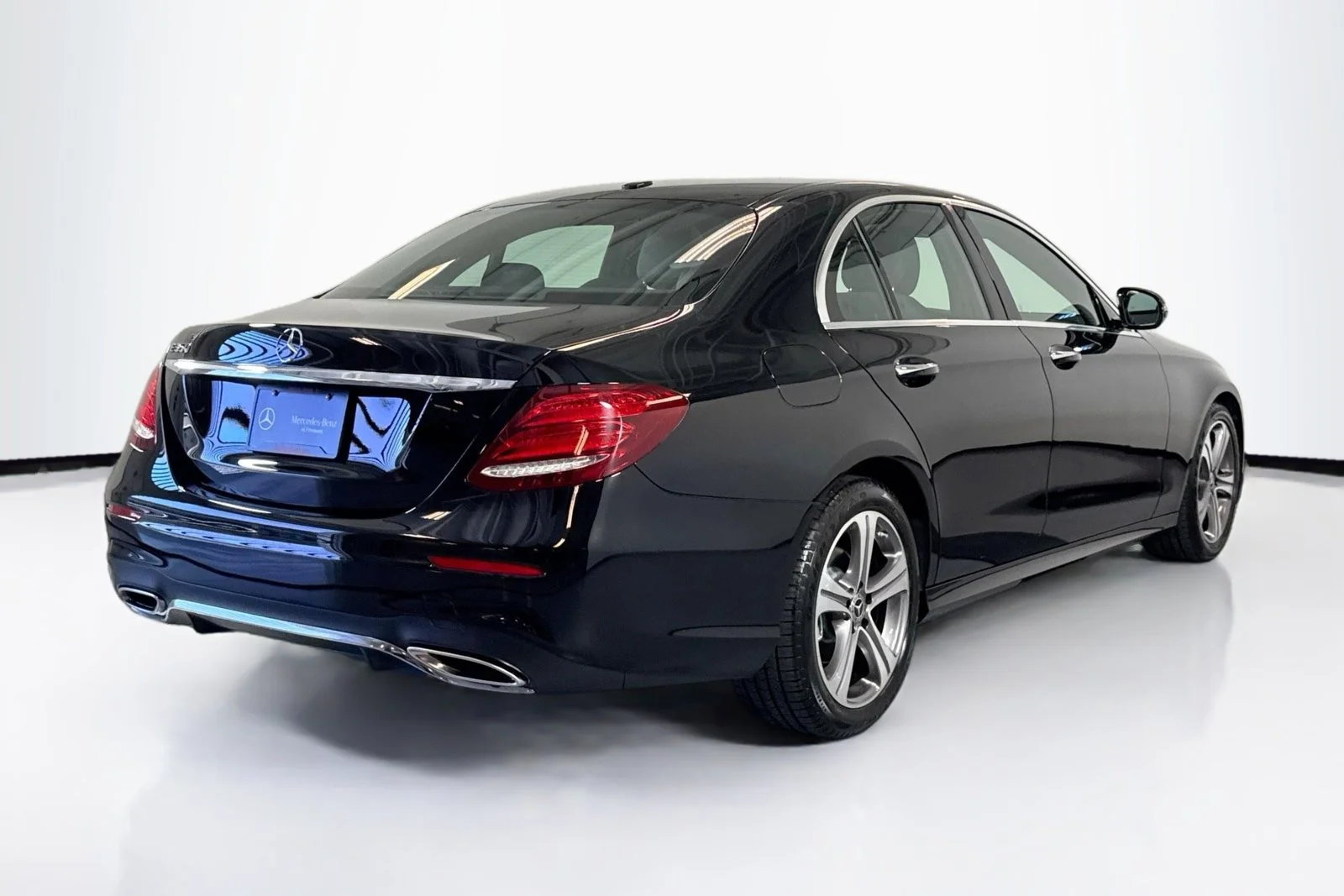Used 2020 Black Mercedes-Benz E 350 image 5