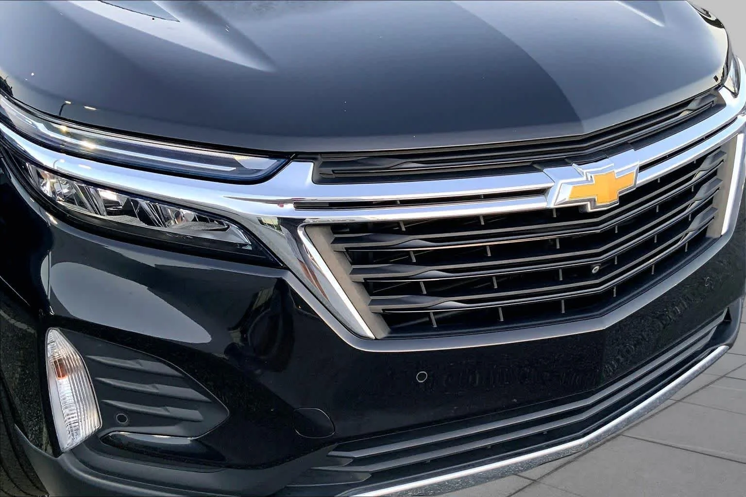 Used 2022 Mosaic Black Metallic Chevrolet LT image 27