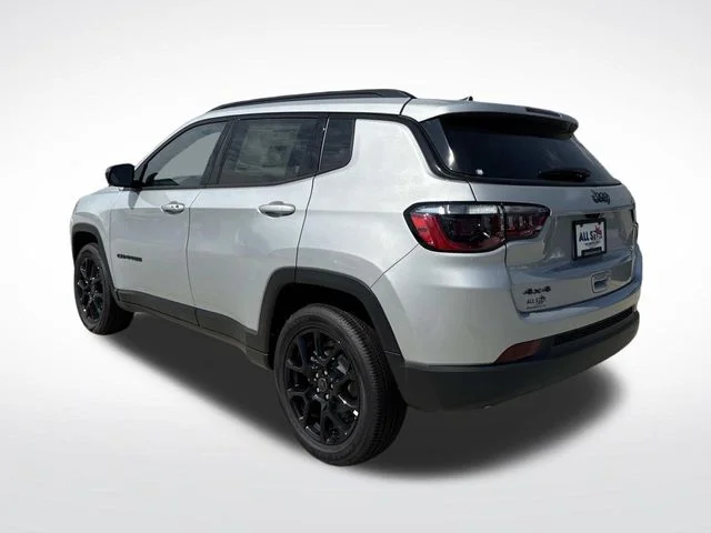 New 2026 Silver Jeep Latitude image 7