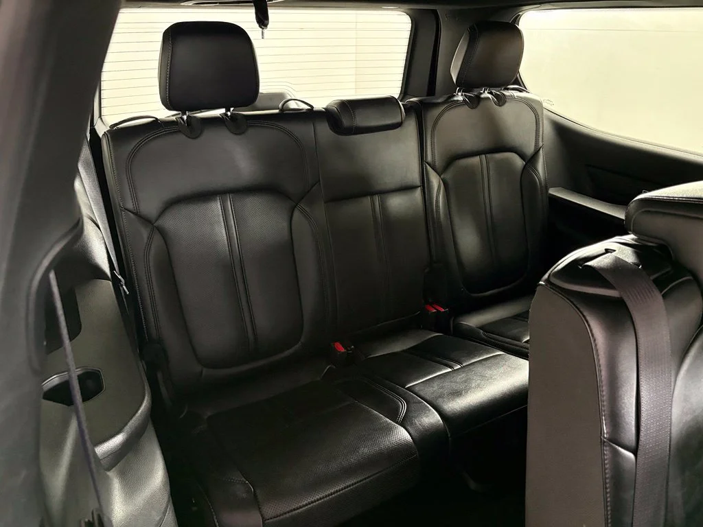 Used 2024 White Jeep Series II image 38