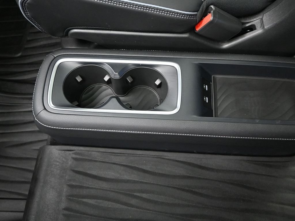 Certified Used 2025 Black INFINITI LUXE image 18