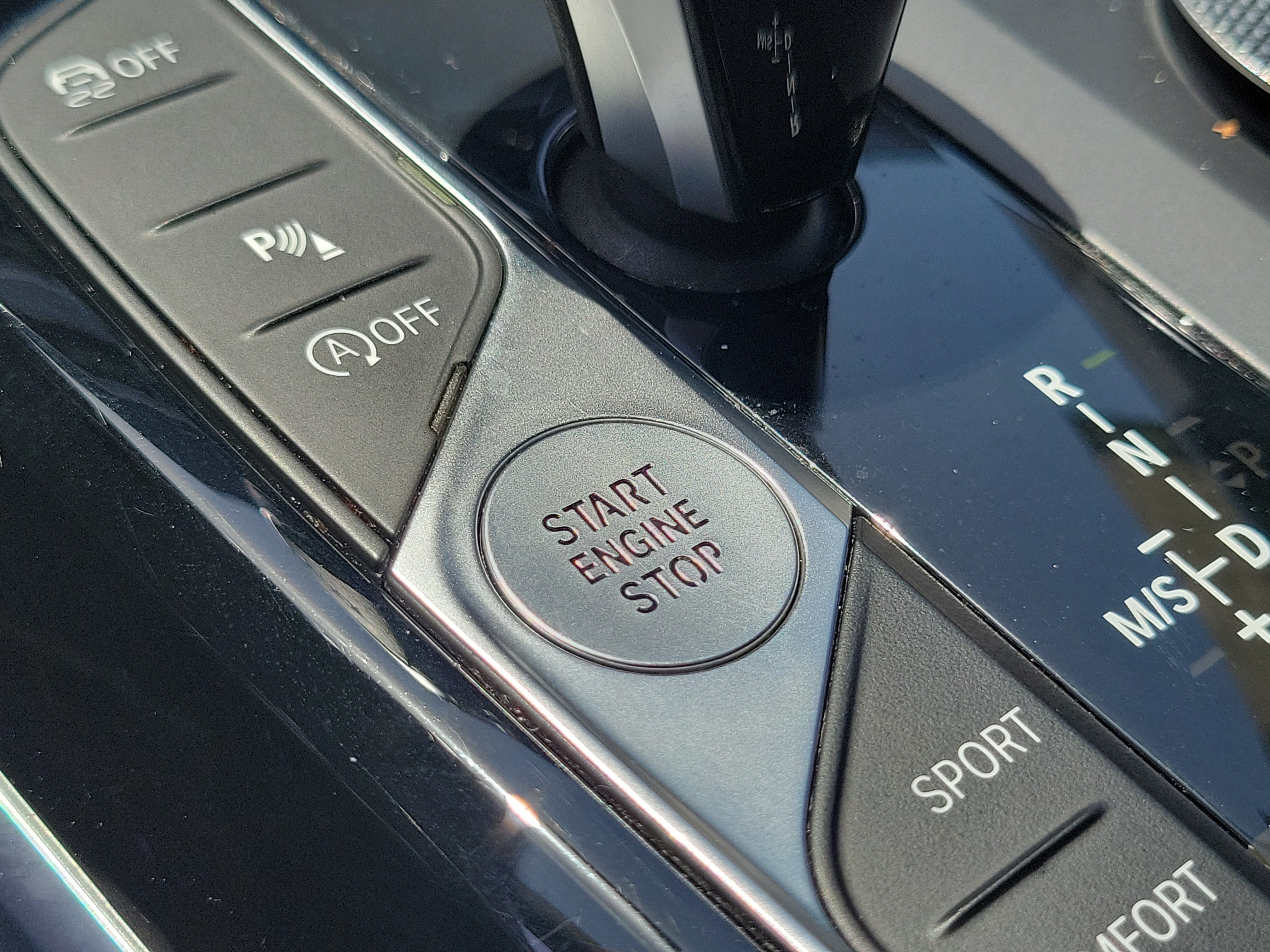 Used 2019 Jet Black BMW 330i image 30