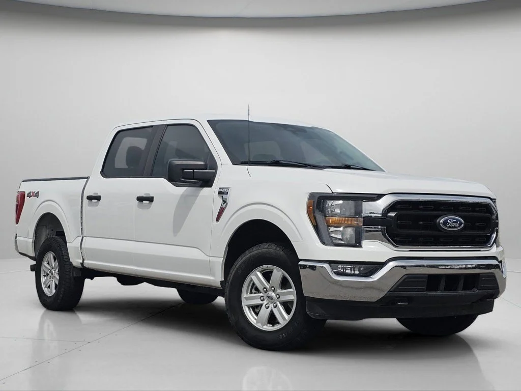 Used 2023 White Ford XLT image 2
