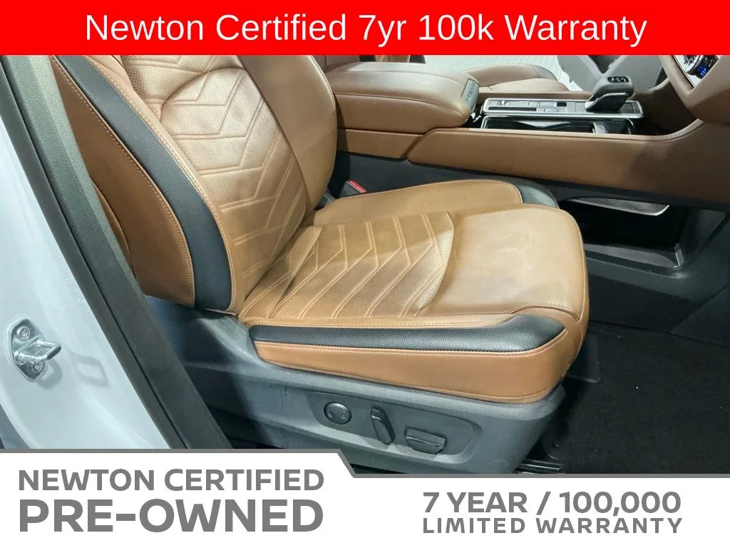 Certified Used 2025 Everest White Pearl Tricoat Nissan Platinum image 12