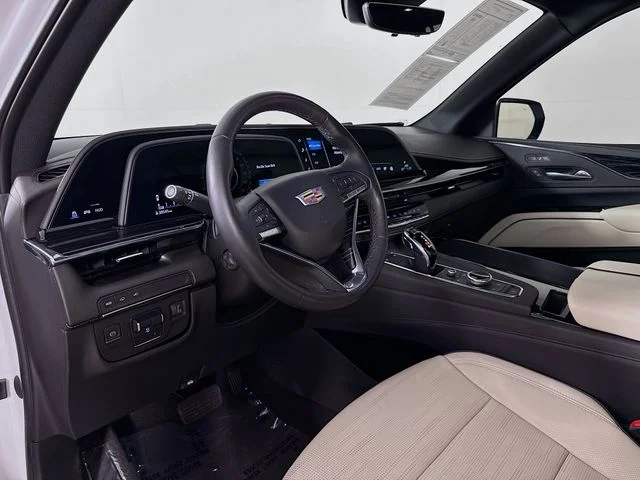 Used 2022 White Cadillac Sport image 9