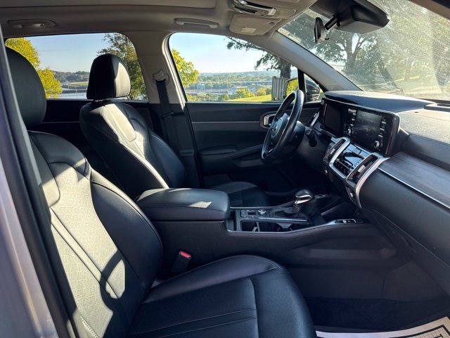 Used 2021 Silver Kia EX image 10