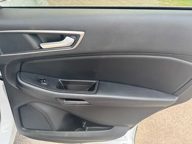 Used 2023 White Ford SEL image 15
