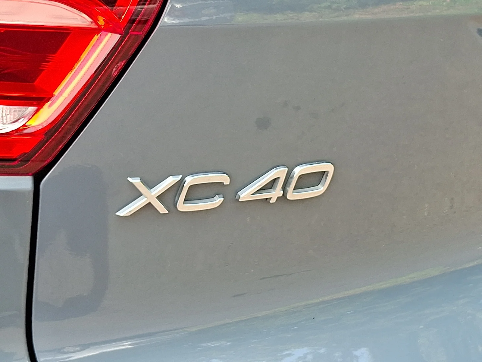 Used 2020 Bursting Blue Metallic - 720 Volvo T5 R-Design image 29
