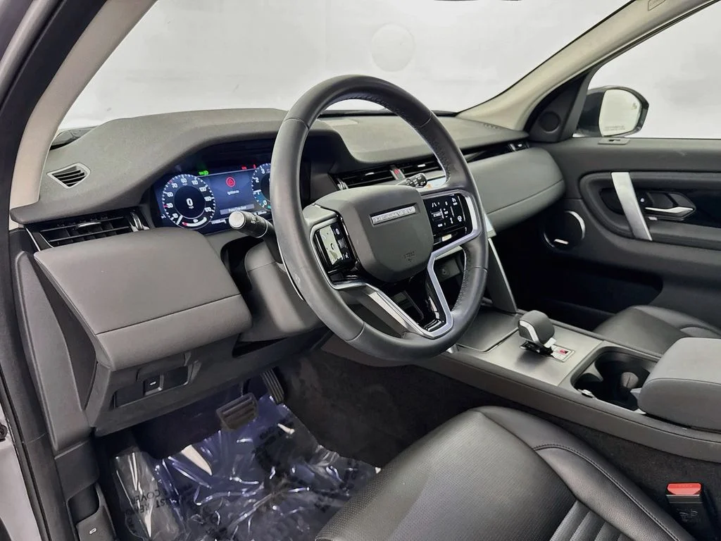 Used 2025 Gray Land Rover S image 9