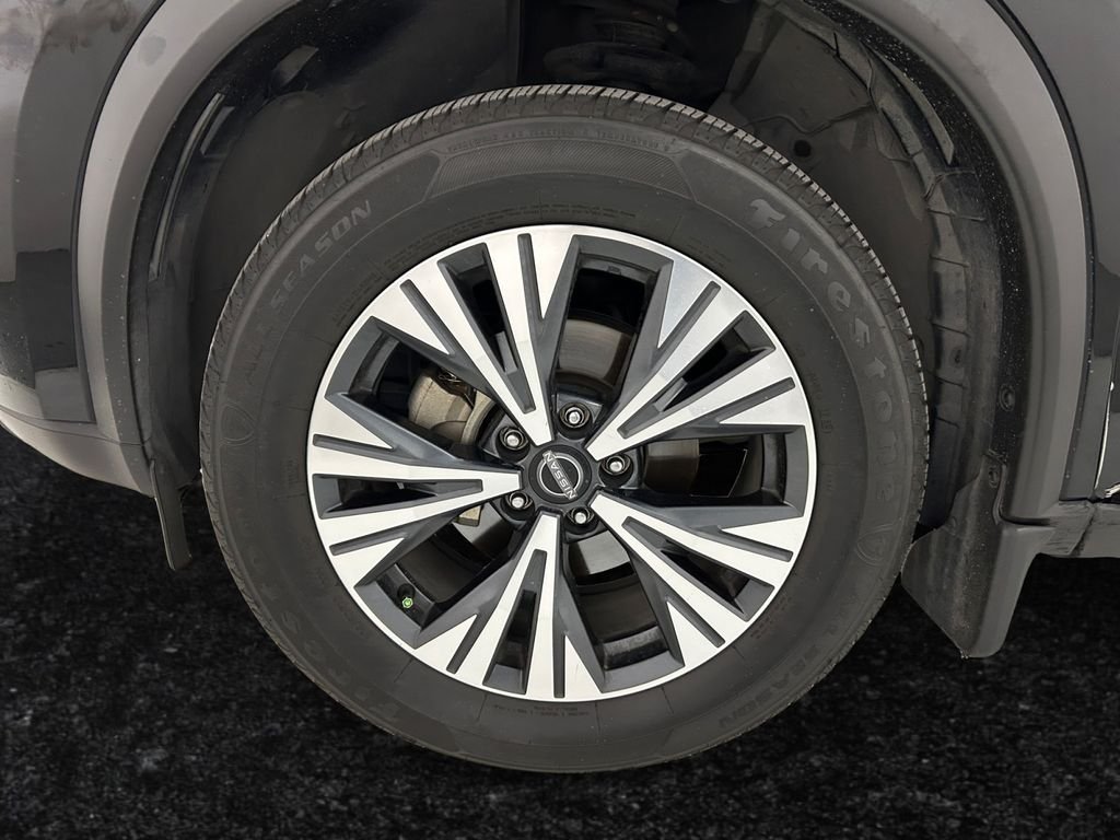 Used 2022 Black Nissan SV image 27