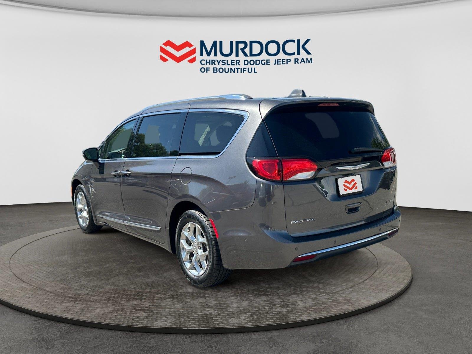 2017 Chrysler Pacifica Limited - Photo 8