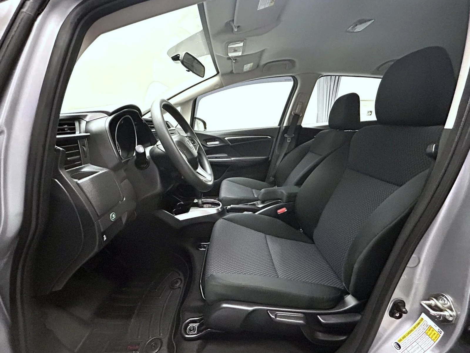Used 2019 Silver Honda LX image 10
