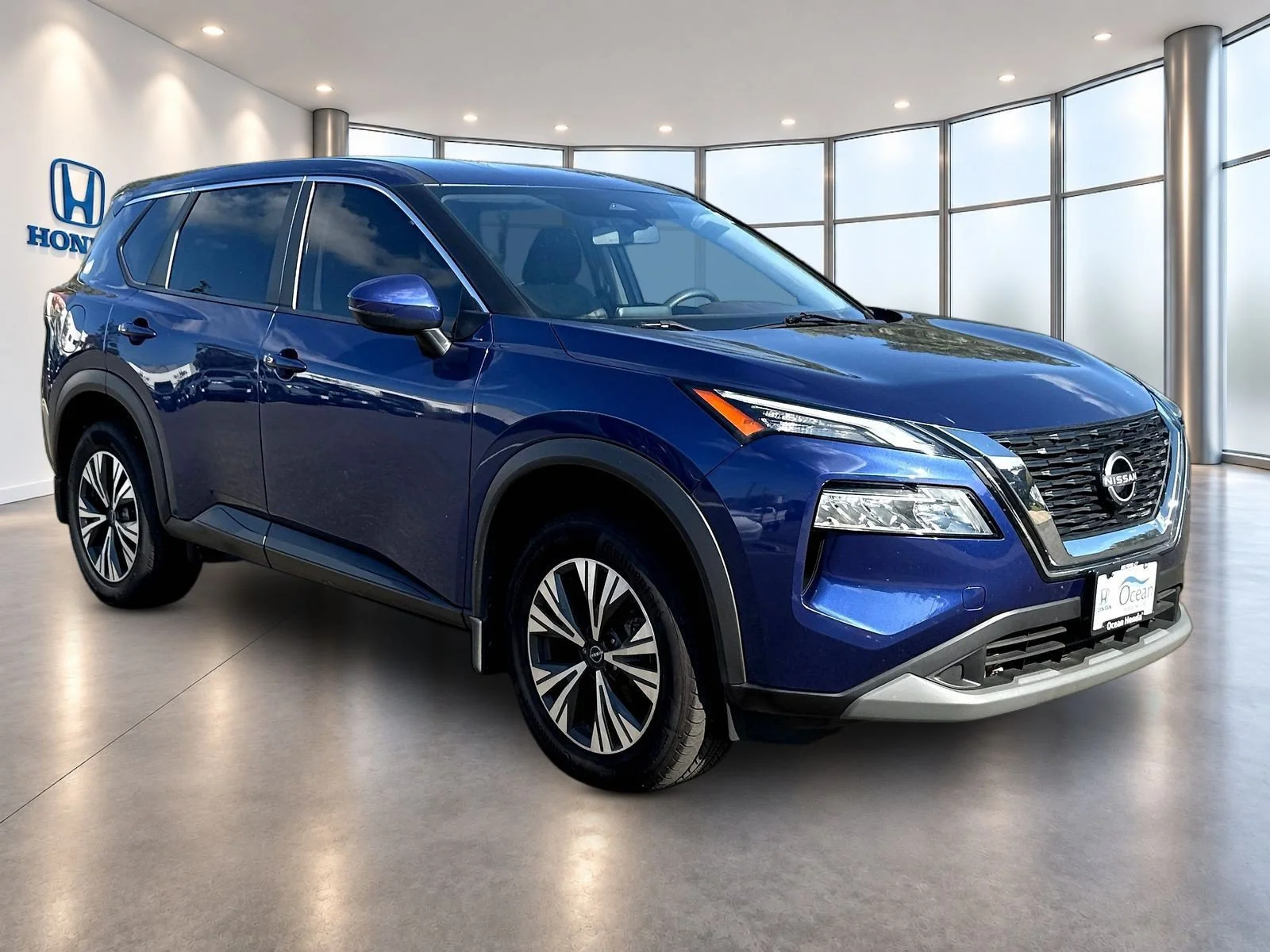 Used 2023 Caspian Blue Metallic Nissan SV image 3