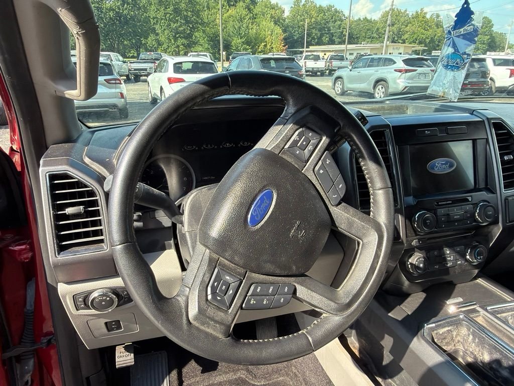 Used 2017 Red Ford XLT image 19