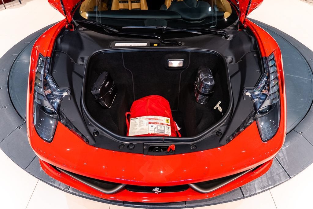 Used 2010 Rosso Corsa Ferrari Base image 21