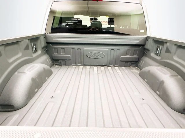 Used 2024 Gray Metallic Ford XLT image 26