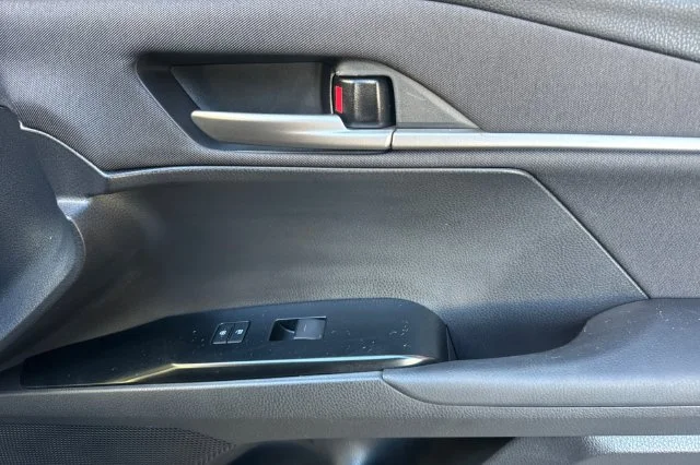 Certified Used 2026  Toyota LE image 19