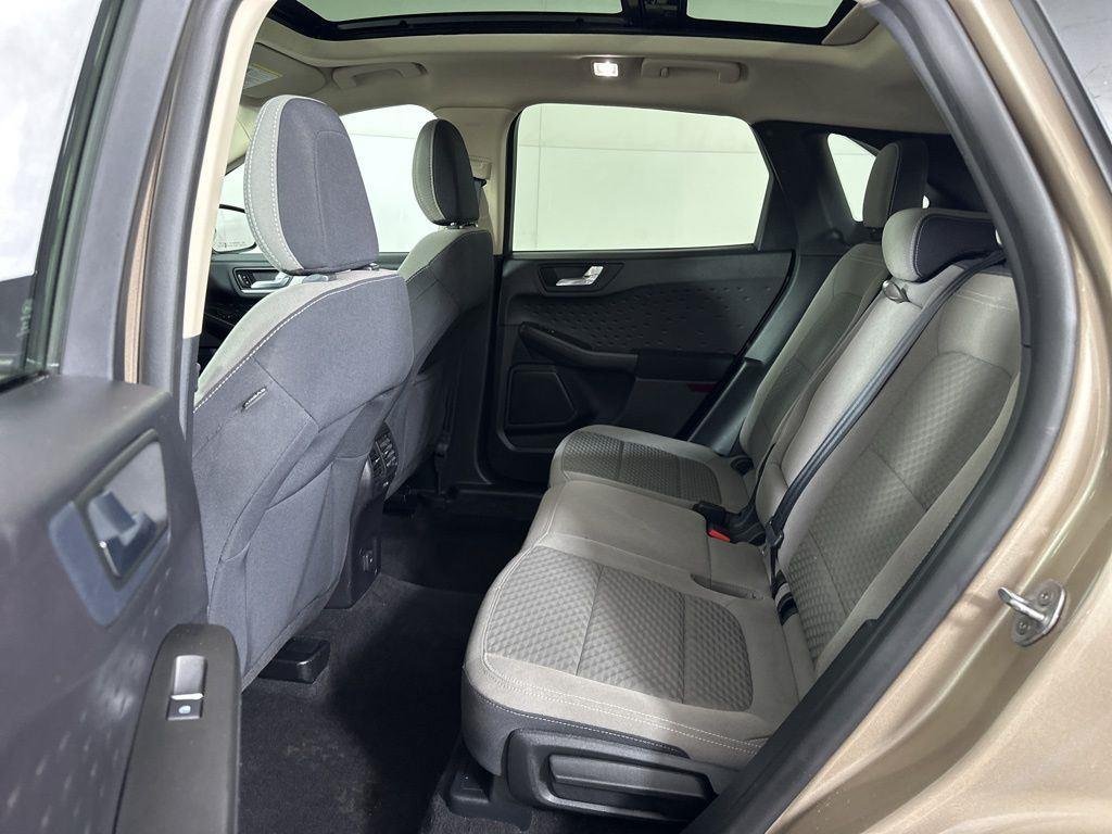Used 2020 Desert Gold Metallic Ford SE image 30