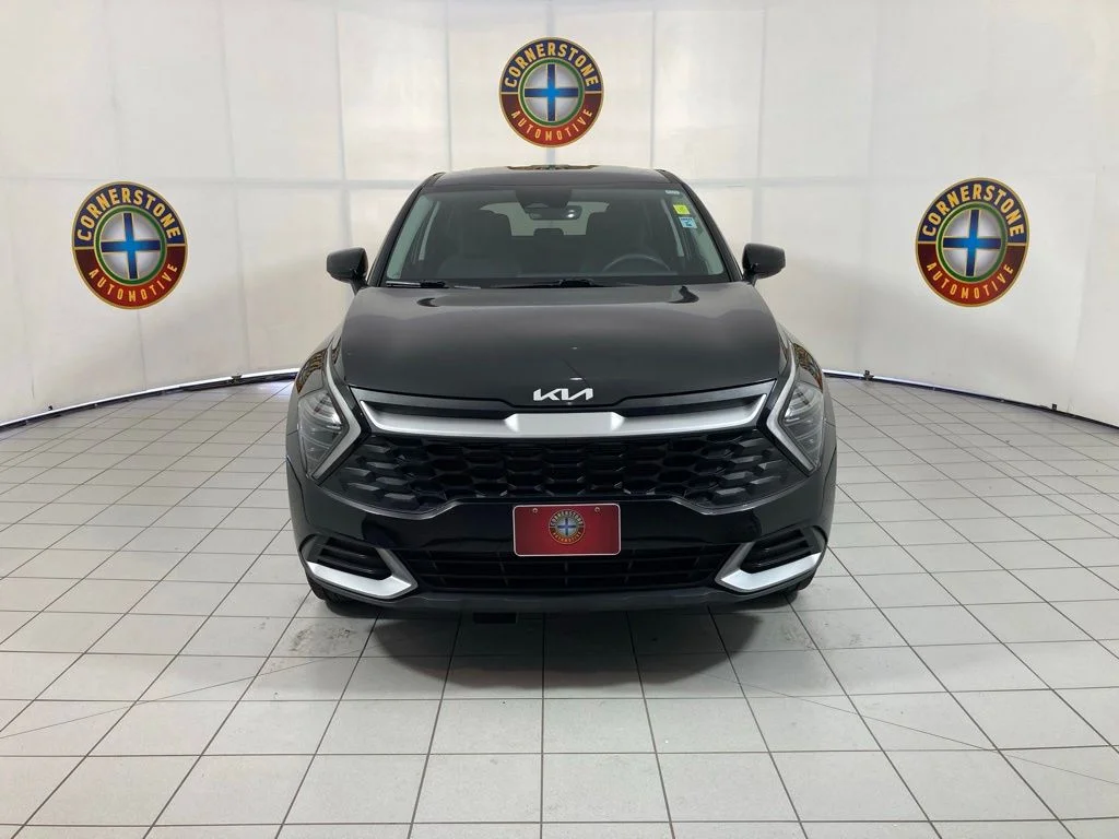 Used 2025 Black Kia LX image 19