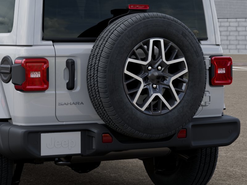 New 2026 Bright White Clear-Coat Exterior Paint Jeep Sahara image 13