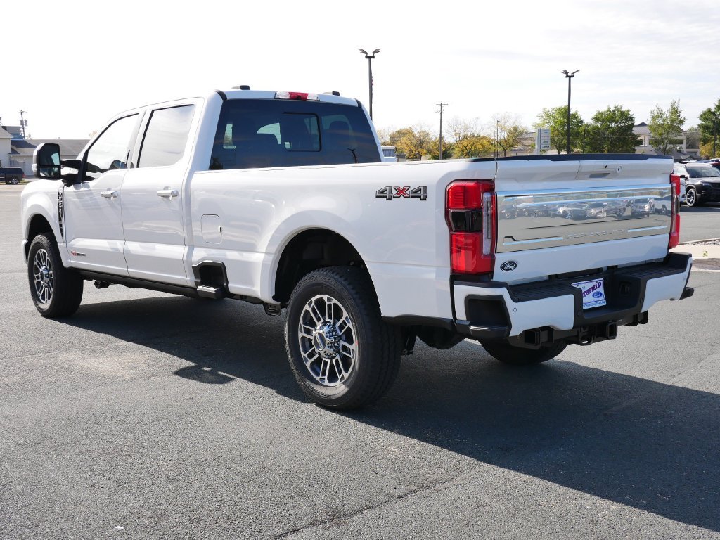 New 2027 Star White Metallic Tri-Coat Ford F-350® Platinum® image 6