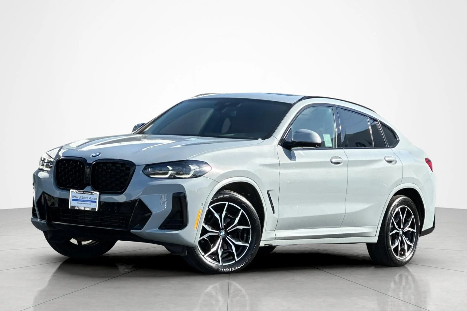 Used 2024 Brooklyn Grey Metallic BMW xDrive30i image 1