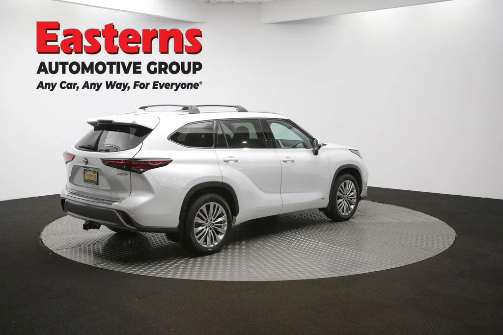 Used 2024 Beige Toyota Platinum image 47
