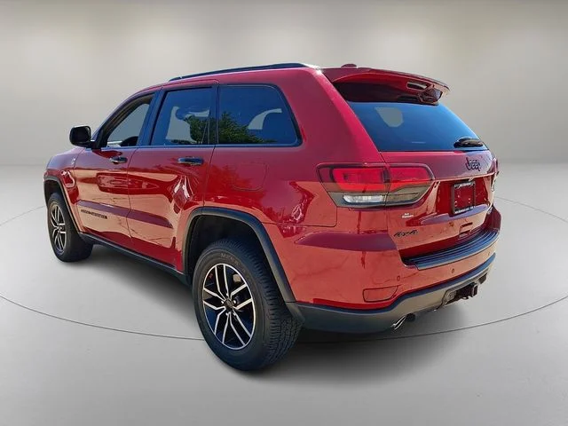 Used 2020 Red Jeep Trailhawk image 7