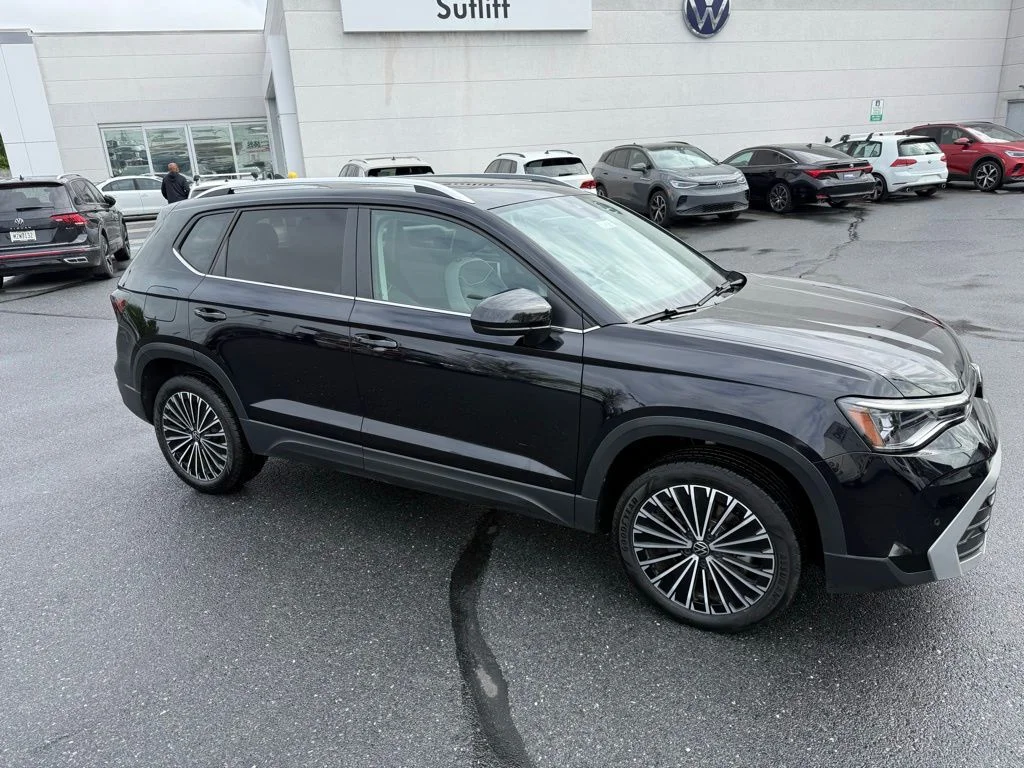 2025 Volkswagen Taos SE - Photo 27