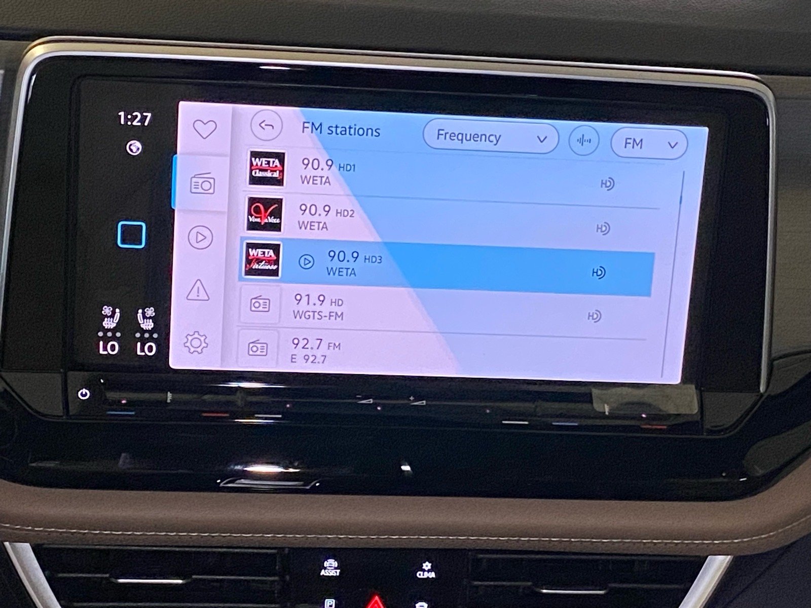 New 2026 White Volkswagen SE w/Technology image 6