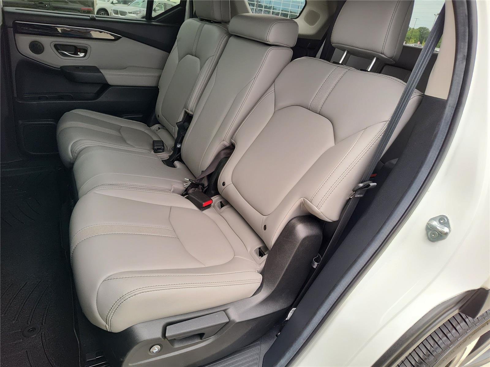 Used 2025  Honda Touring image 27