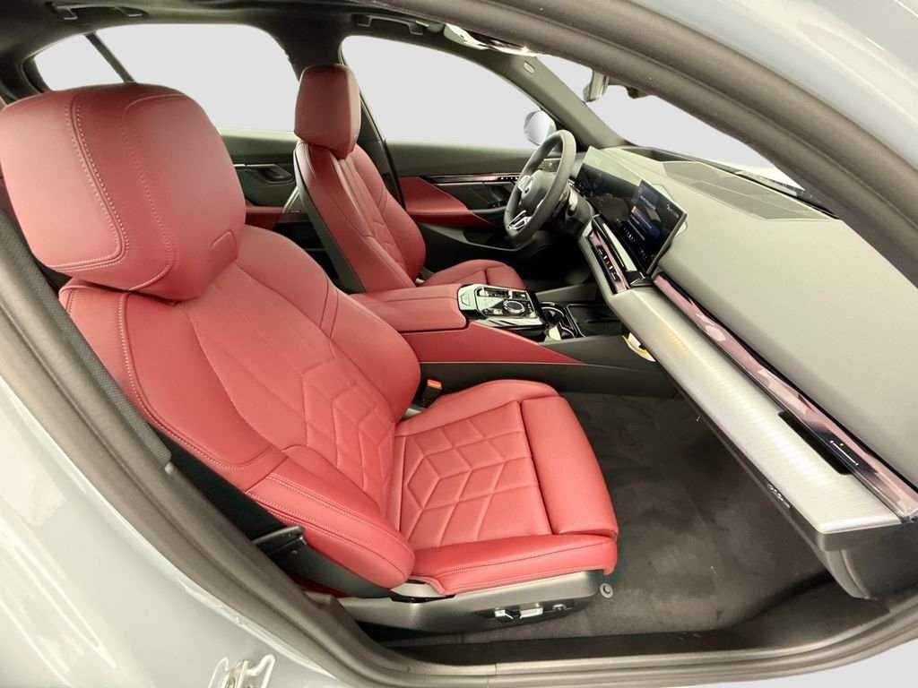 New 2027 Gray Metallic BMW 530i image 19