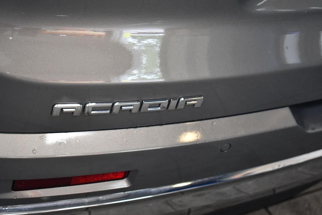 Used 2019 Pepperdust Metallic GMC Denali image 7