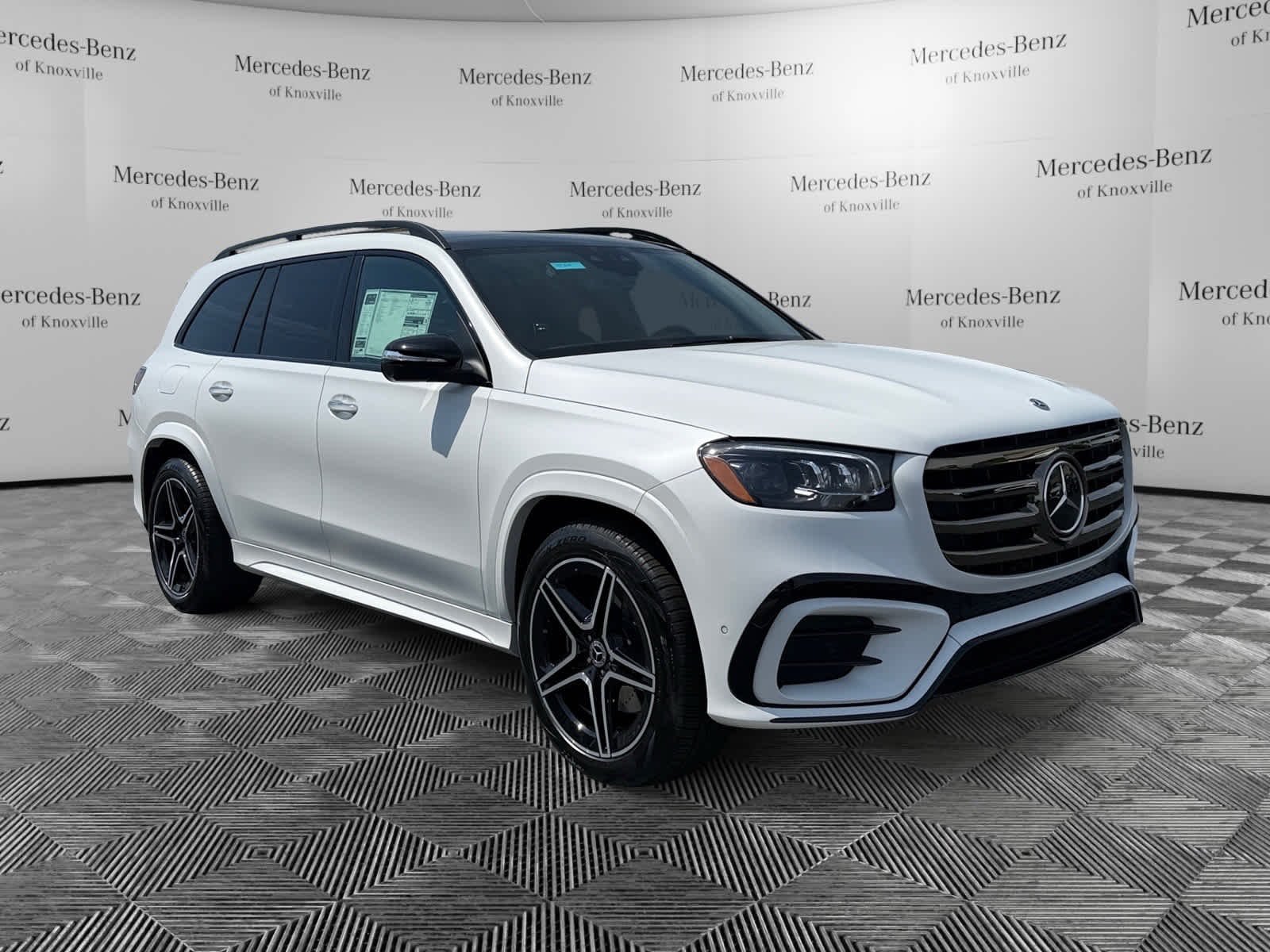 New 2026 MANUFAKTUR Moonlight White Magno Mercedes-Benz GLS 450 image 7
