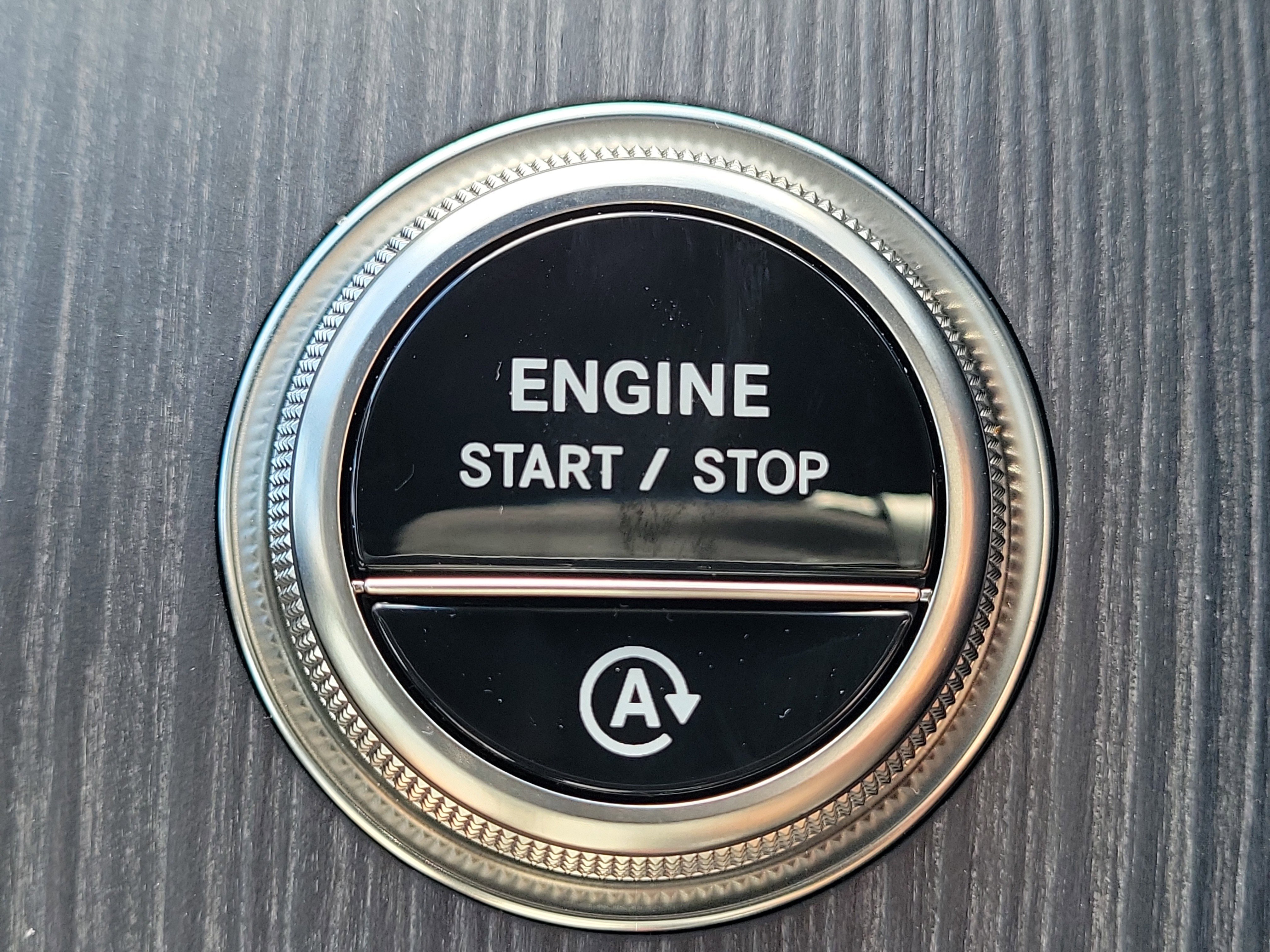 New 2026 MANUFAKTUR Alpine Grey Mercedes-Benz GLC 300 image 28