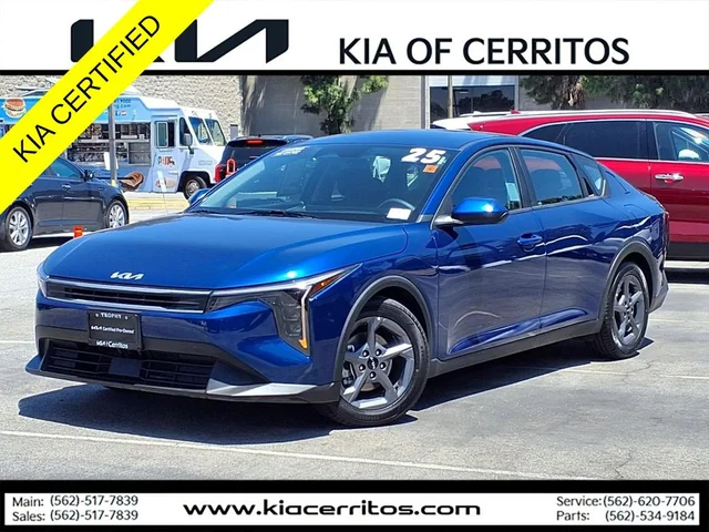 2025 Kia K4 LXS