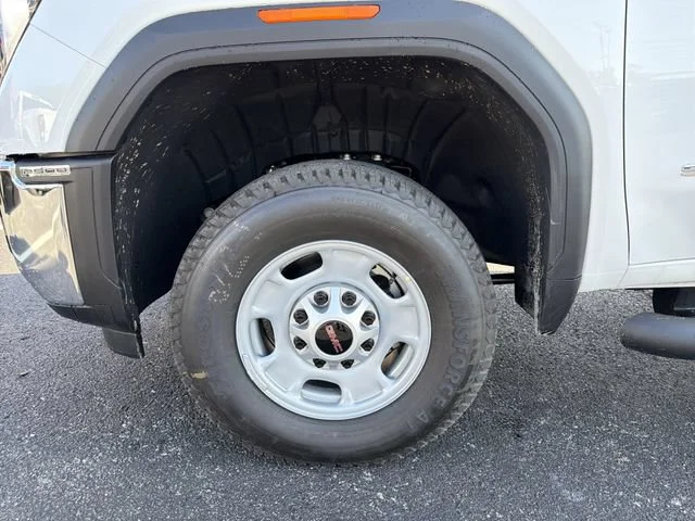 New 2026 Summit White GMC Pro image 27