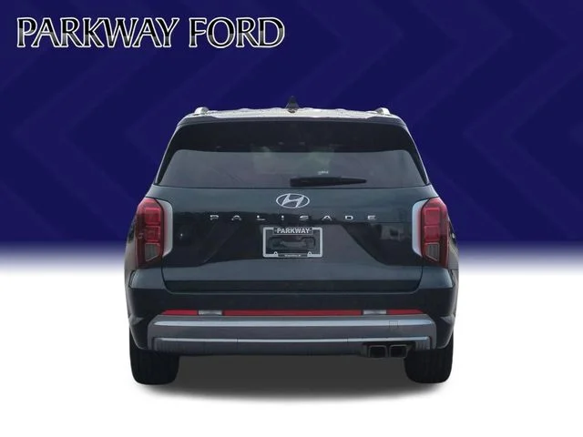 Used 2023 Green Hyundai Calligraphy image 4
