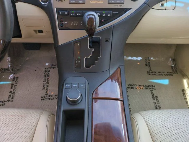 Used 2013 White Lexus 350 image 17