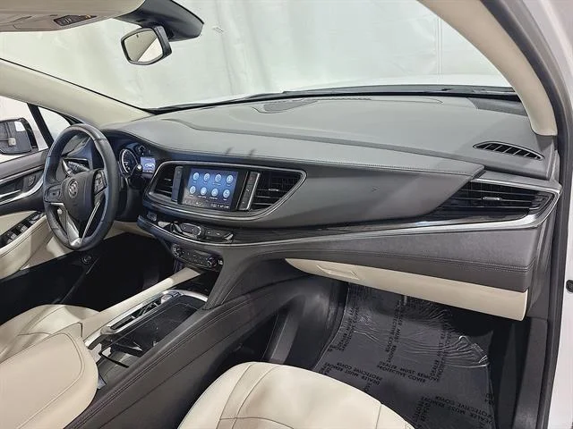 Used 2024 White Frost Tricoat Buick Essence image 58